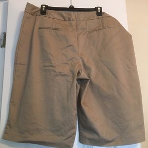 Worthington Bermuda short
